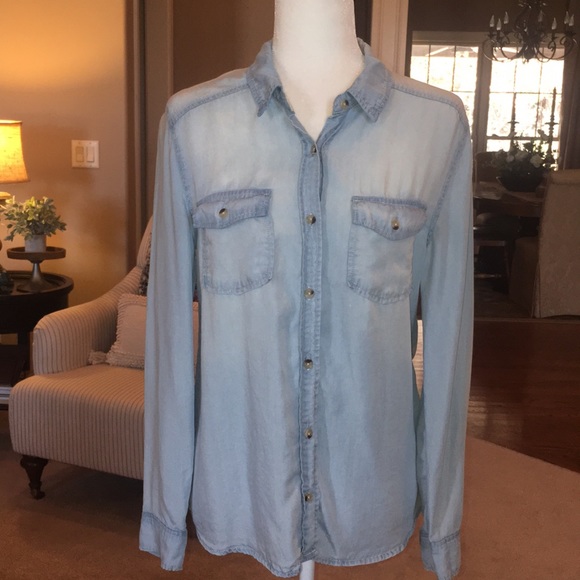 Wild Blue Tops - Wild Blue Chambray Buttonup LS Shirt